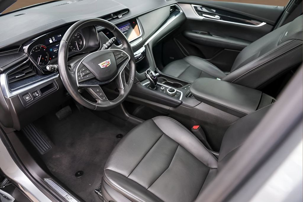 Used 2024 Cadillac XT5 Premium Luxury image 10
