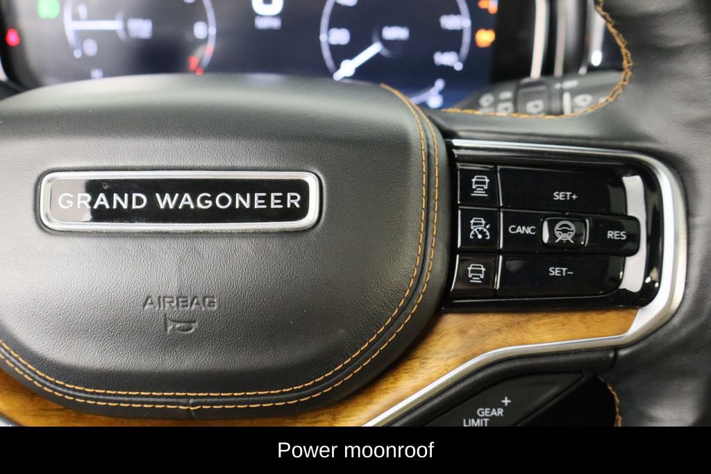 Used 2022 Jeep Grand Wagoneer Series III w/ Rear Seat Video Group 1 image 10