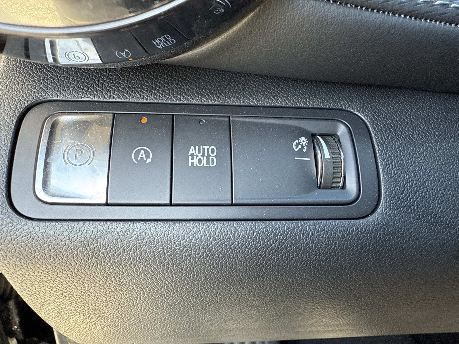 Used 2025 Chevrolet Equinox LT image 27