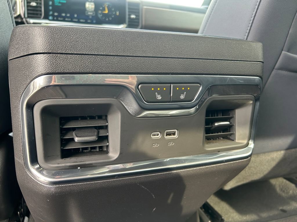 Used 2024 Chevrolet Silverado 1500 High Country w/ Technology Package image 35