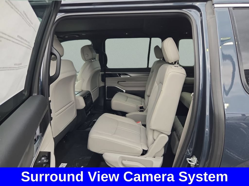 New 2025 Jeep Wagoneer L Series II AWD/4WD image 20