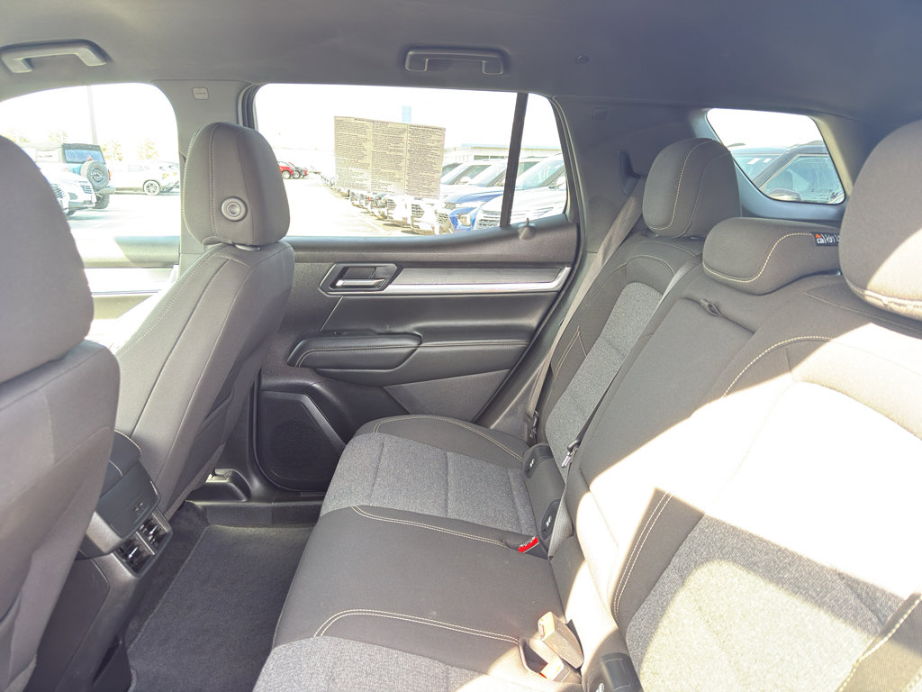 Used 2025 GMC Terrain Elevation image 33