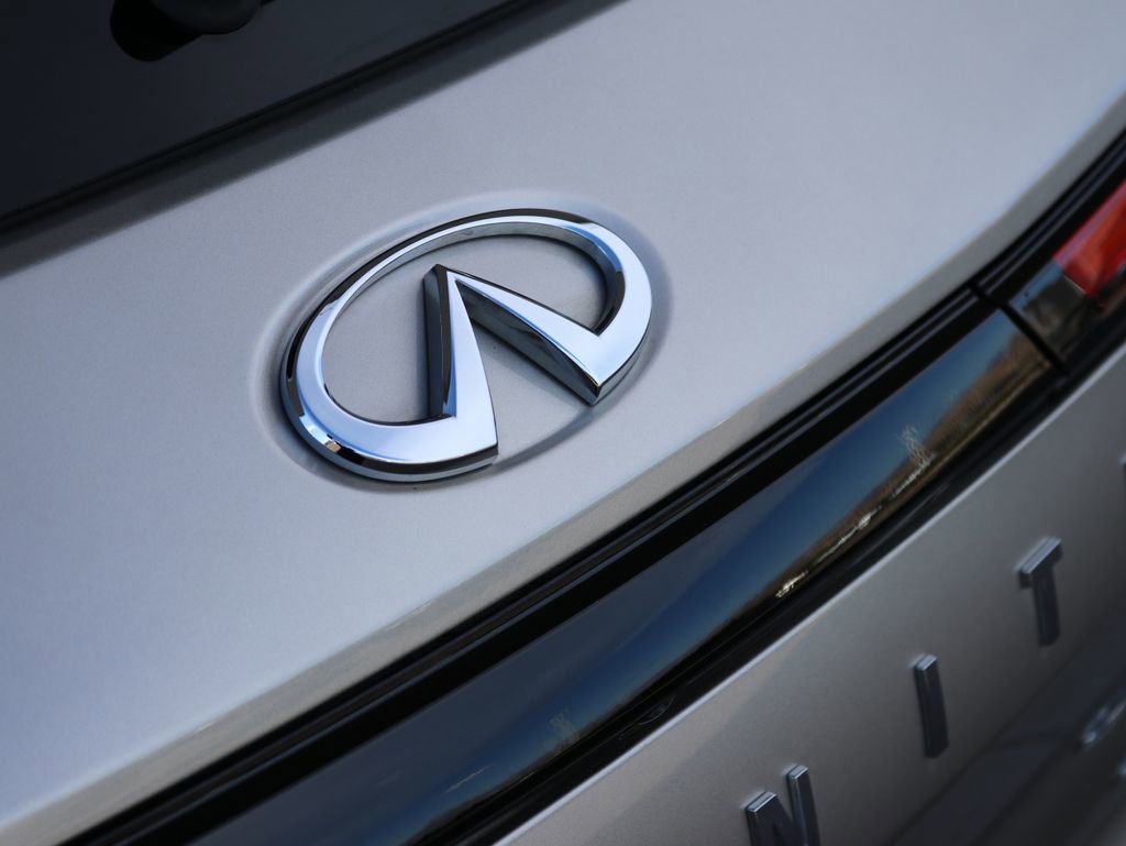 Certified 2025 INFINITI QX60 Sensory w/ Vision Package AWD/4WD image 32