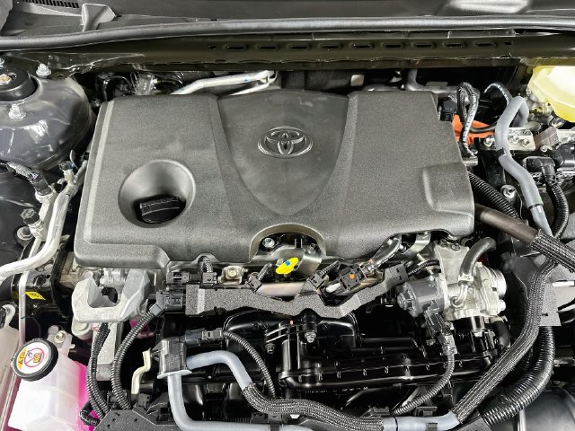 Used 2025 Toyota Camry XSE AWD/4WD image 34
