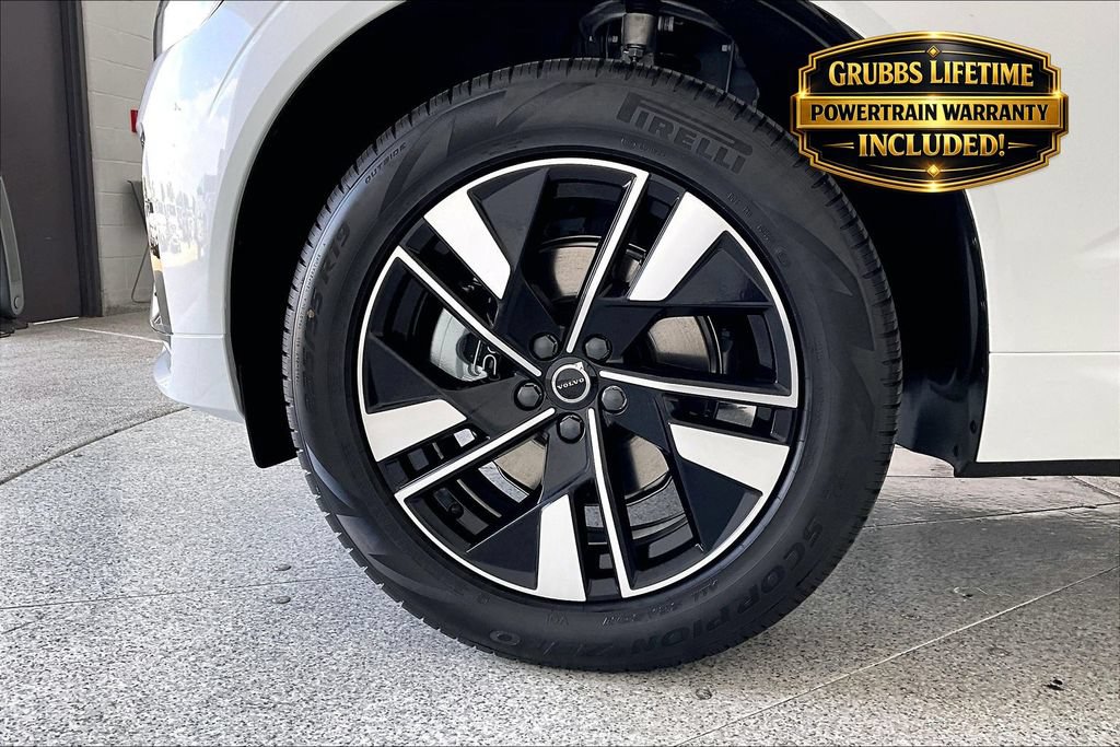 New 2026 Volvo XC60 B5 Core w/ Climate Package AWD/4WD image 40