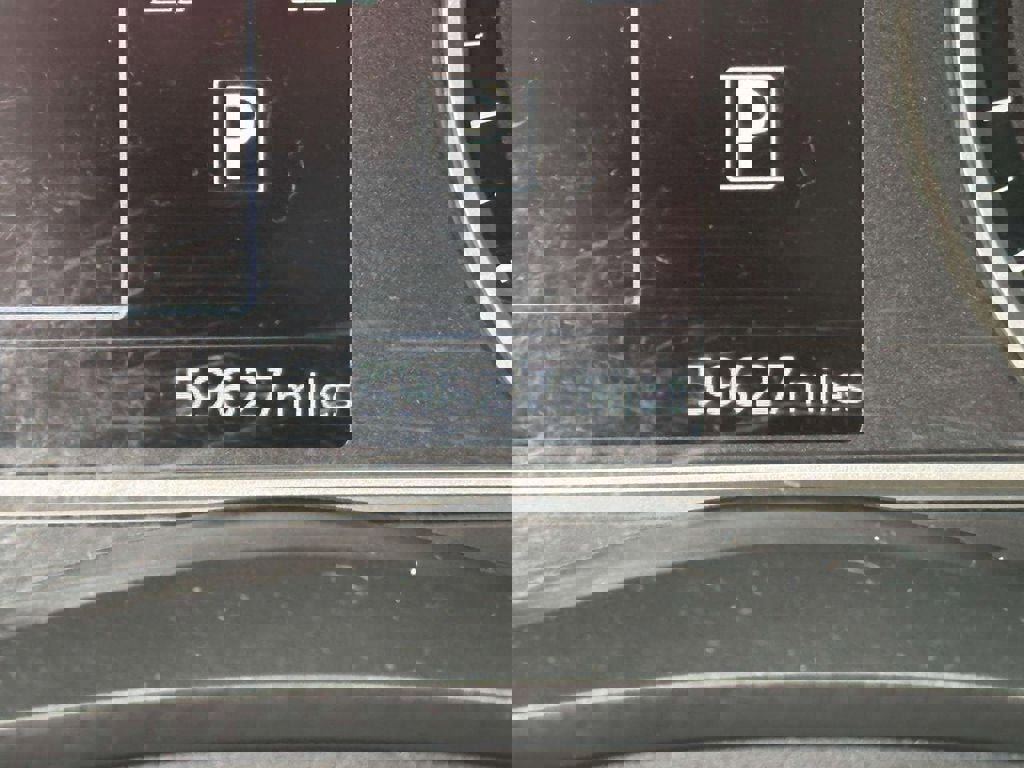 Used 2021 Nissan Versa SV image 23