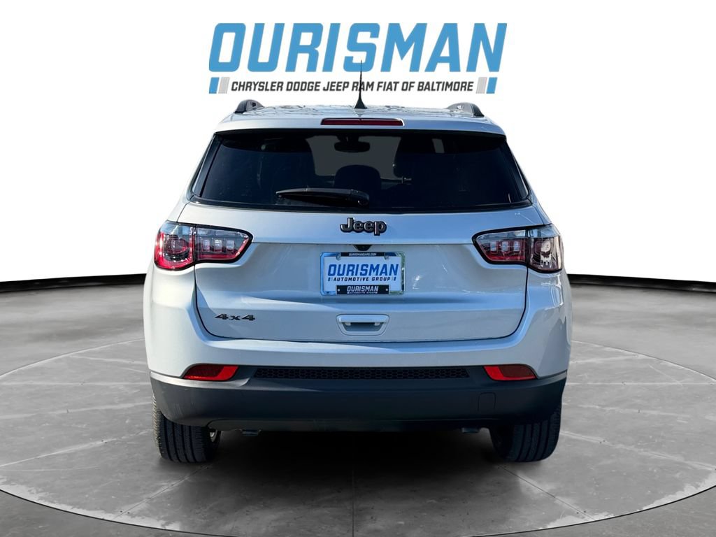 New 2026 Jeep Compass Latitude AWD/4WD image 5