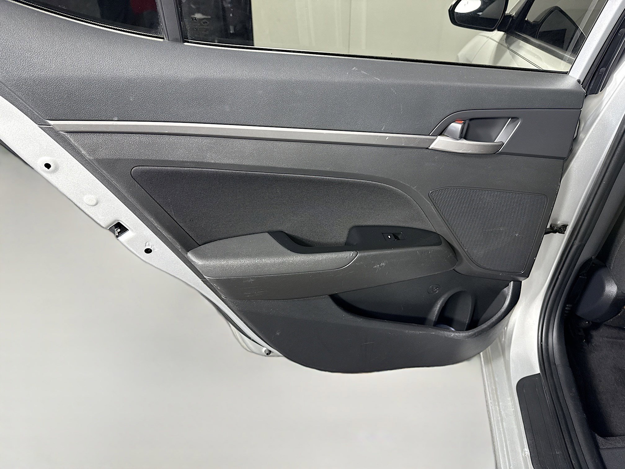 Used 2018 Hyundai Elantra SEL image 25