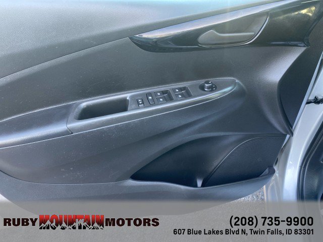Used 2021 Chevrolet Spark LT FWD image 11