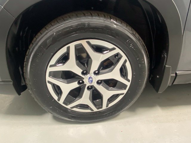 Used 2020 Subaru Forester Premium AWD/4WD image 5