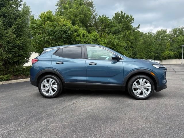Certified 2024 Buick Encore GX Preferred FWD image 9