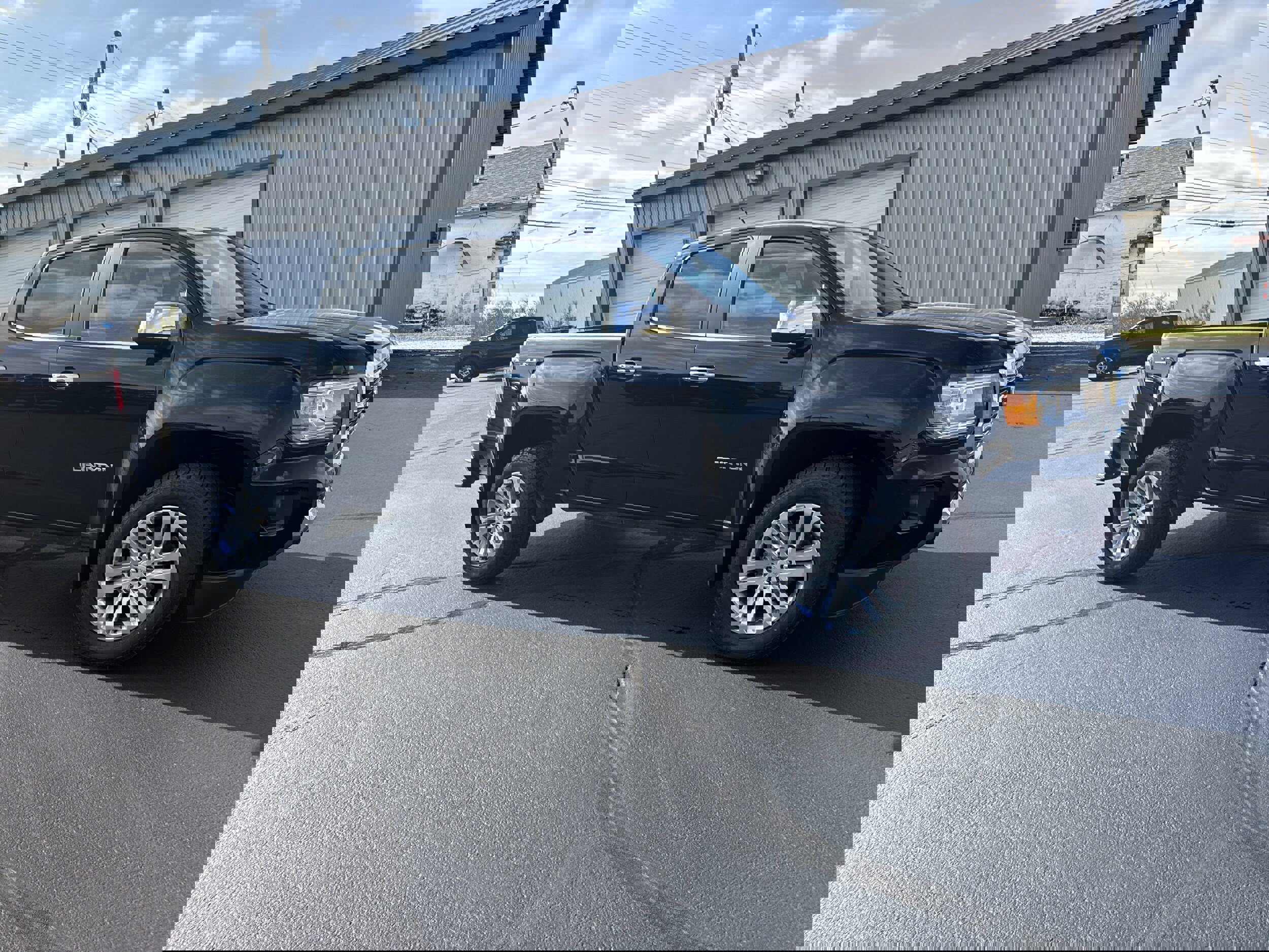 Used 2018 GMC Canyon SLT