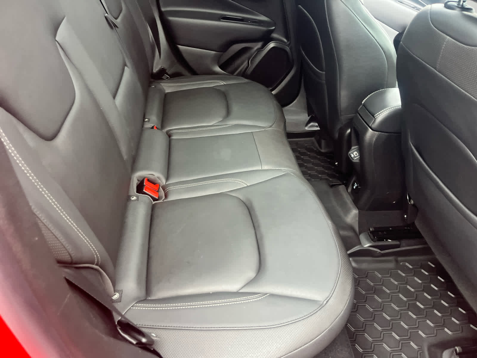 Used 2019 Jeep Renegade Limited w/ Quick Order Package 22P image 26