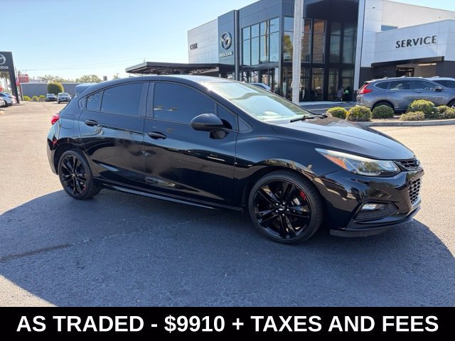 Used 2018 Chevrolet Cruze LT w/ Redline Edition FWD image 1