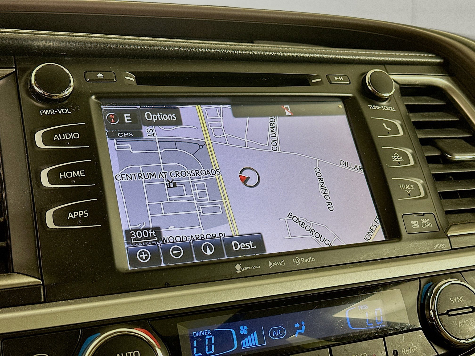 Used 2016 Toyota Highlander XLE image 22