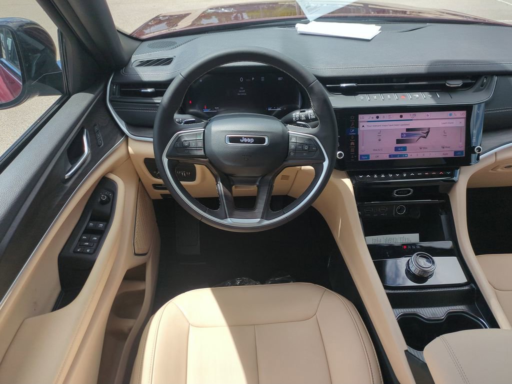New 2026 Jeep Grand Cherokee L Limited RWD image 17