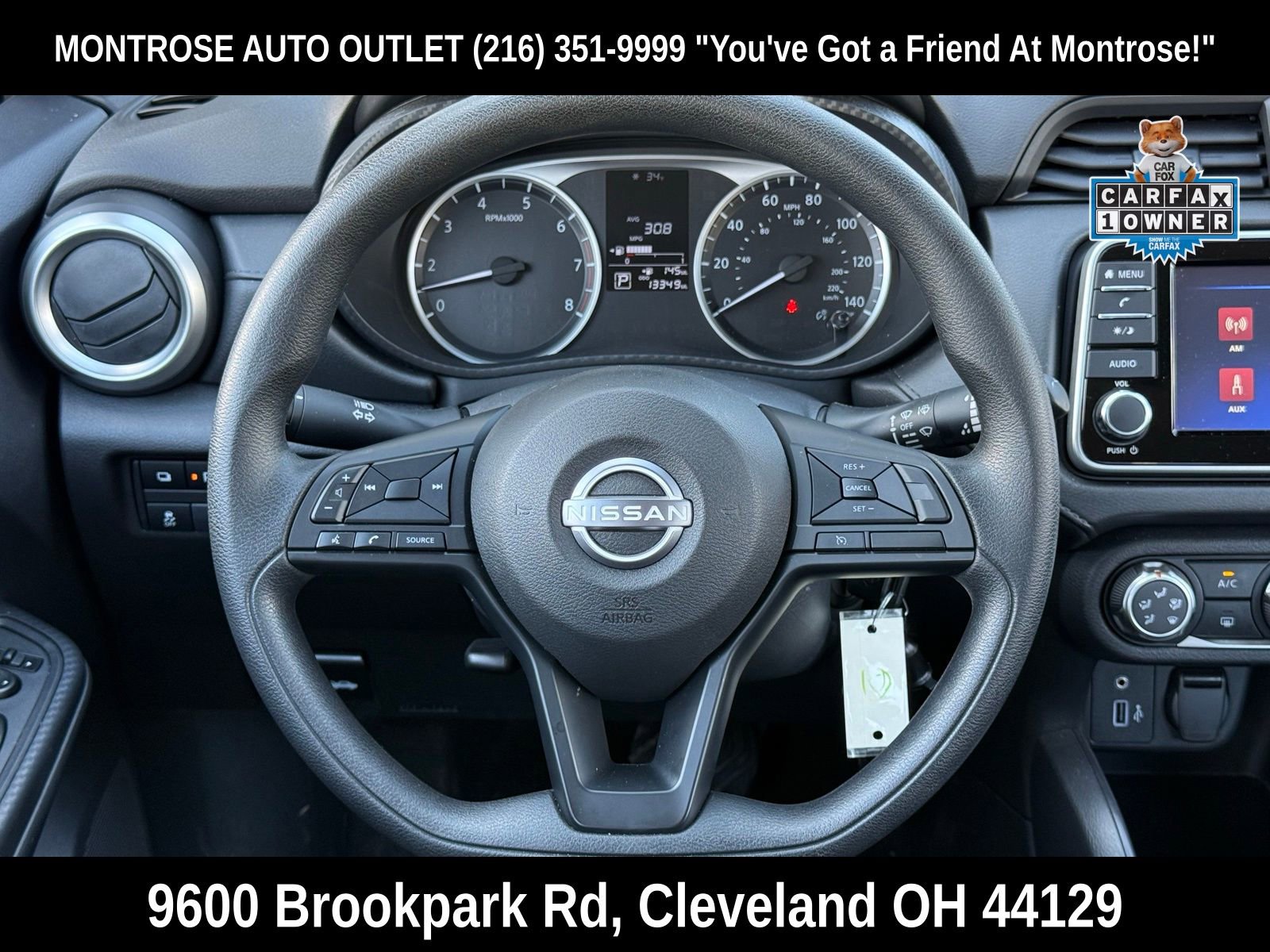 Used 2025 Nissan Versa S w/ Trunk Package image 25