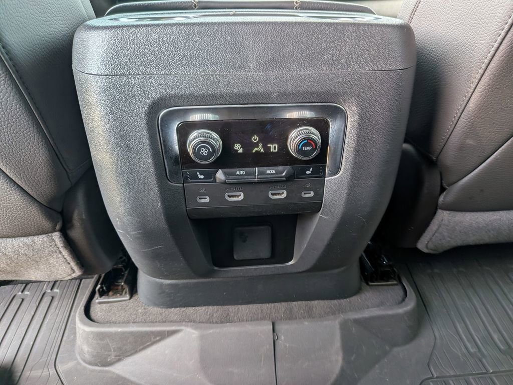 Used 2024 GMC Yukon Denali w/ LPO, Floor Liner Package image 32