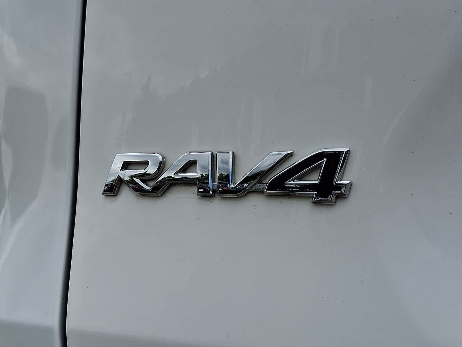 Certified 2024 Toyota RAV4 XLE AWD/4WD image 31
