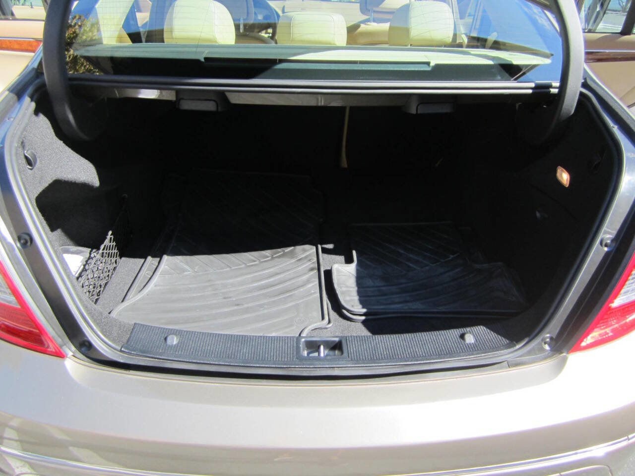 Used 2008 Mercedes-Benz C 300 Luxury image 10