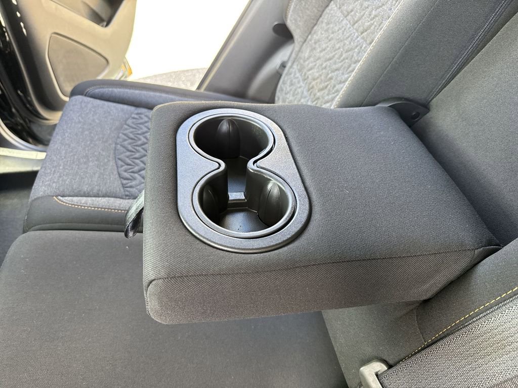 Used 2022 Chevrolet Equinox LT FWD image 38