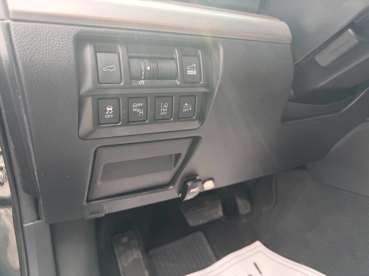 Used 2018 Subaru Outback 3.6R Touring w/ Popular Package #3 image 13