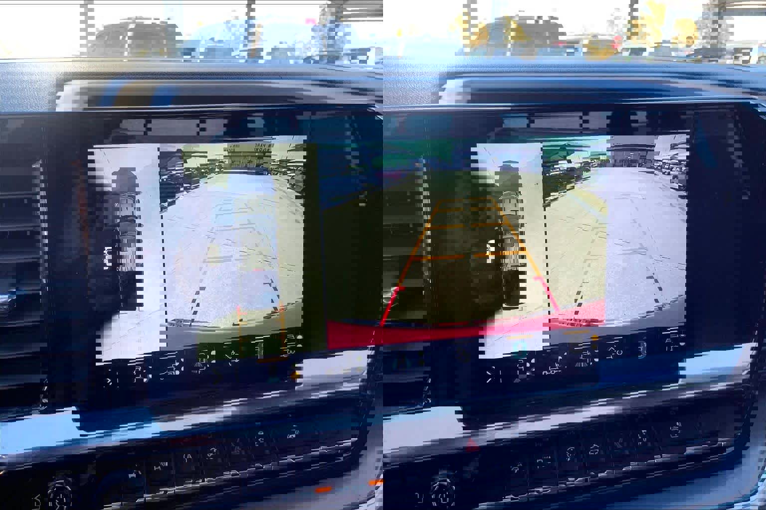 Certified 2023 Chevrolet Silverado 1500 High Country w/ High Country Premium Package image 25