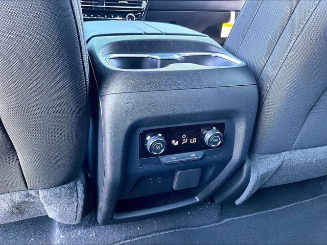 New 2027 Chevrolet Traverse LT w/ Driver Confidence Package AWD/4WD image 18