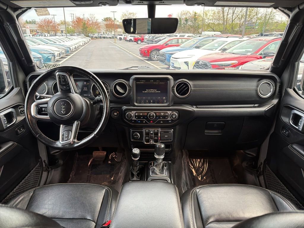 Used 2021 Jeep Wrangler Unlimited Sahara w/ Cold Weather Group AWD/4WD image 16
