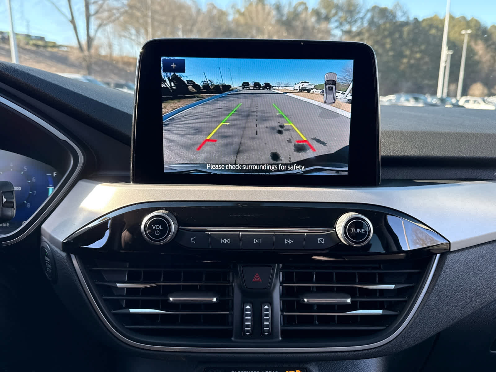 Used 2022 Ford Escape SEL w/ Technology Package image 18