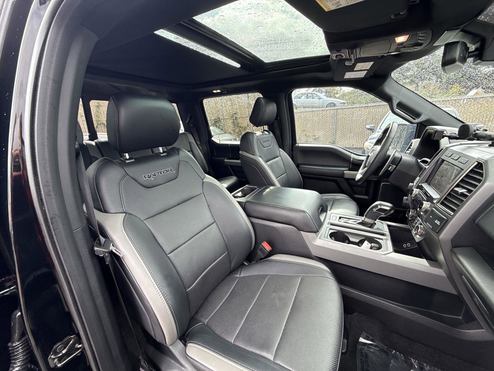 Used 2018 Ford F150 Raptor w/ Equipment Group 802A Luxury image 20