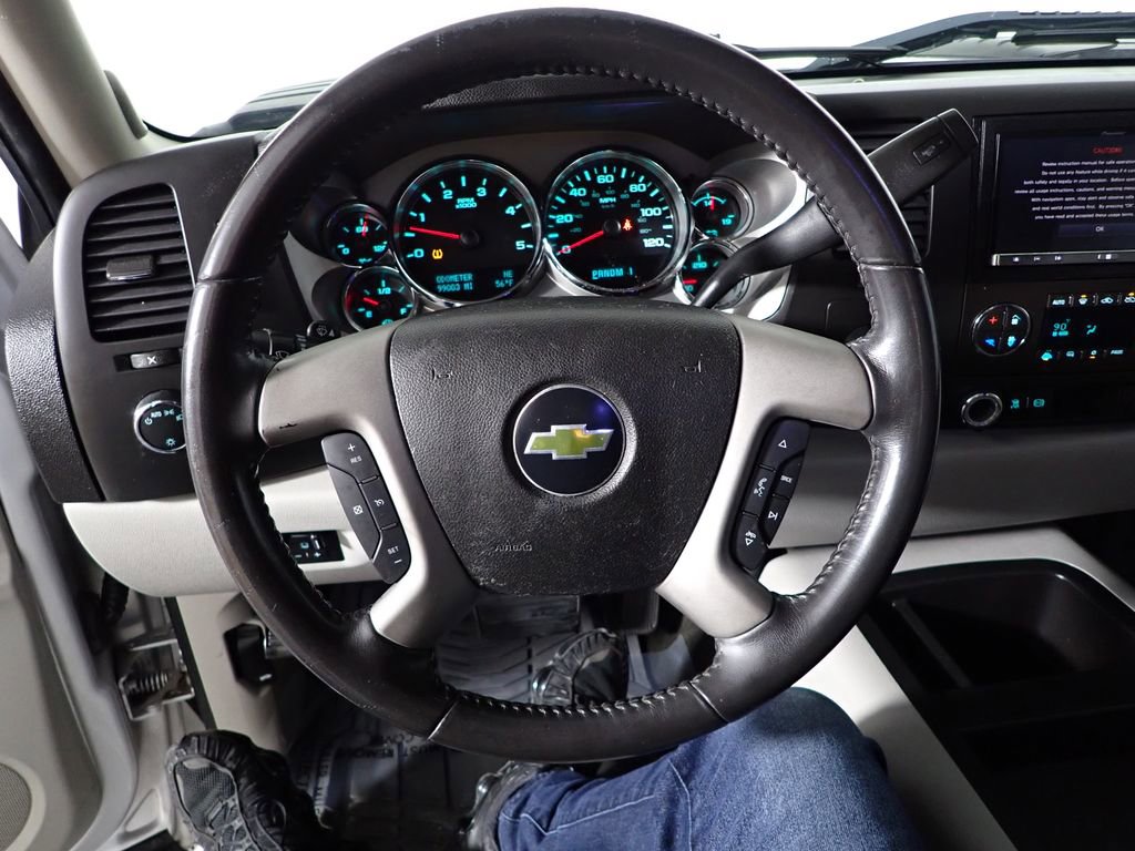 Used 2011 Chevrolet Silverado 2500 LT w/ Interior Plus Package image 27