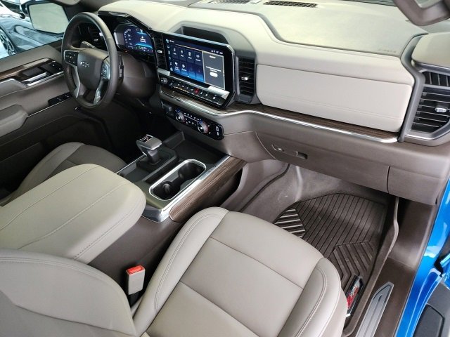 Used 2024 Chevrolet Silverado 1500 LT Trail Boss w/ LT Trail Boss Premium Package image 16