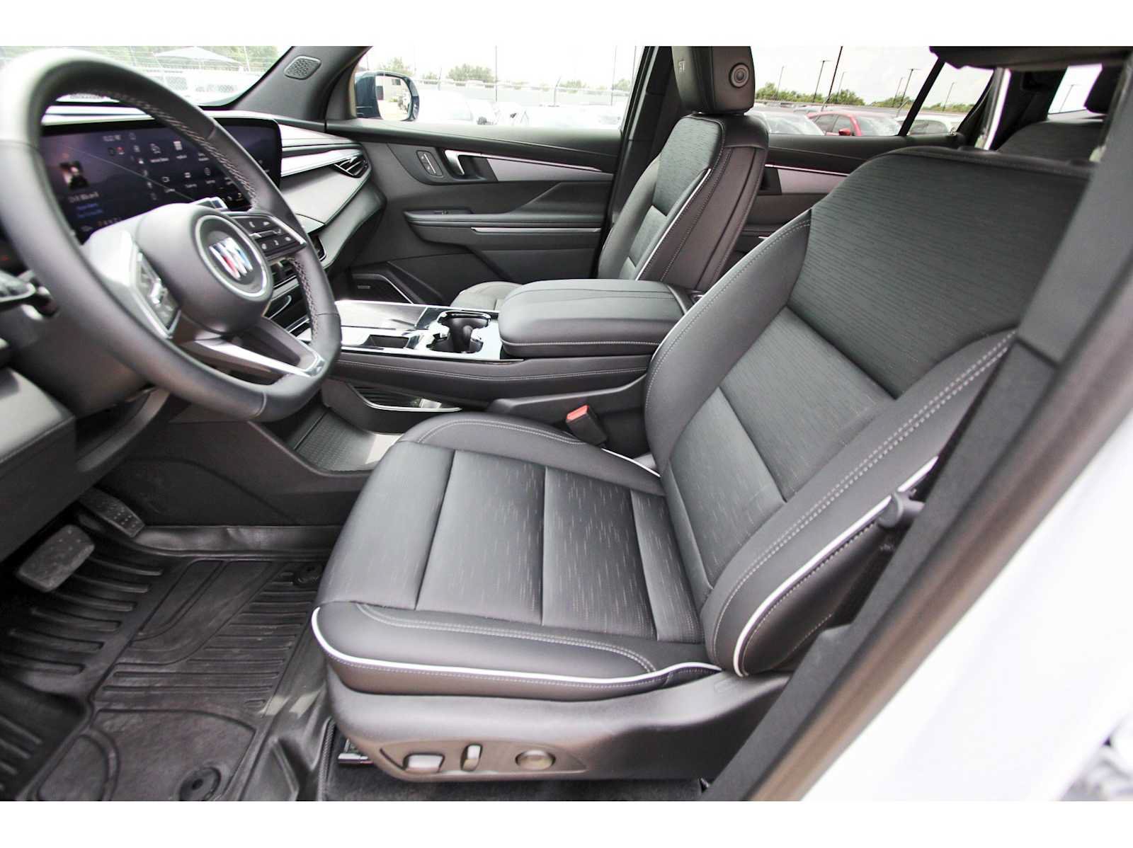 Used 2026 Buick Enclave Sport Touring w/ Power Package FWD image 11