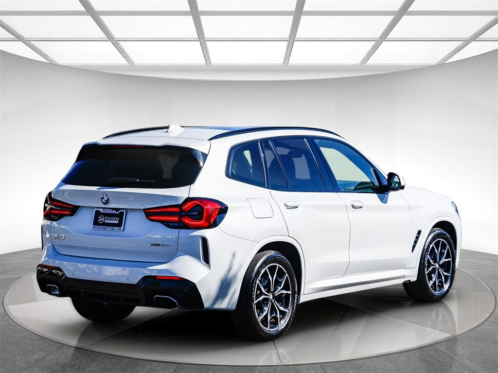 Used 2024 BMW X3 xDrive30i image 4