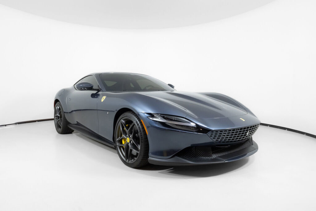 Used 2024 Ferrari Roma RWD image 7