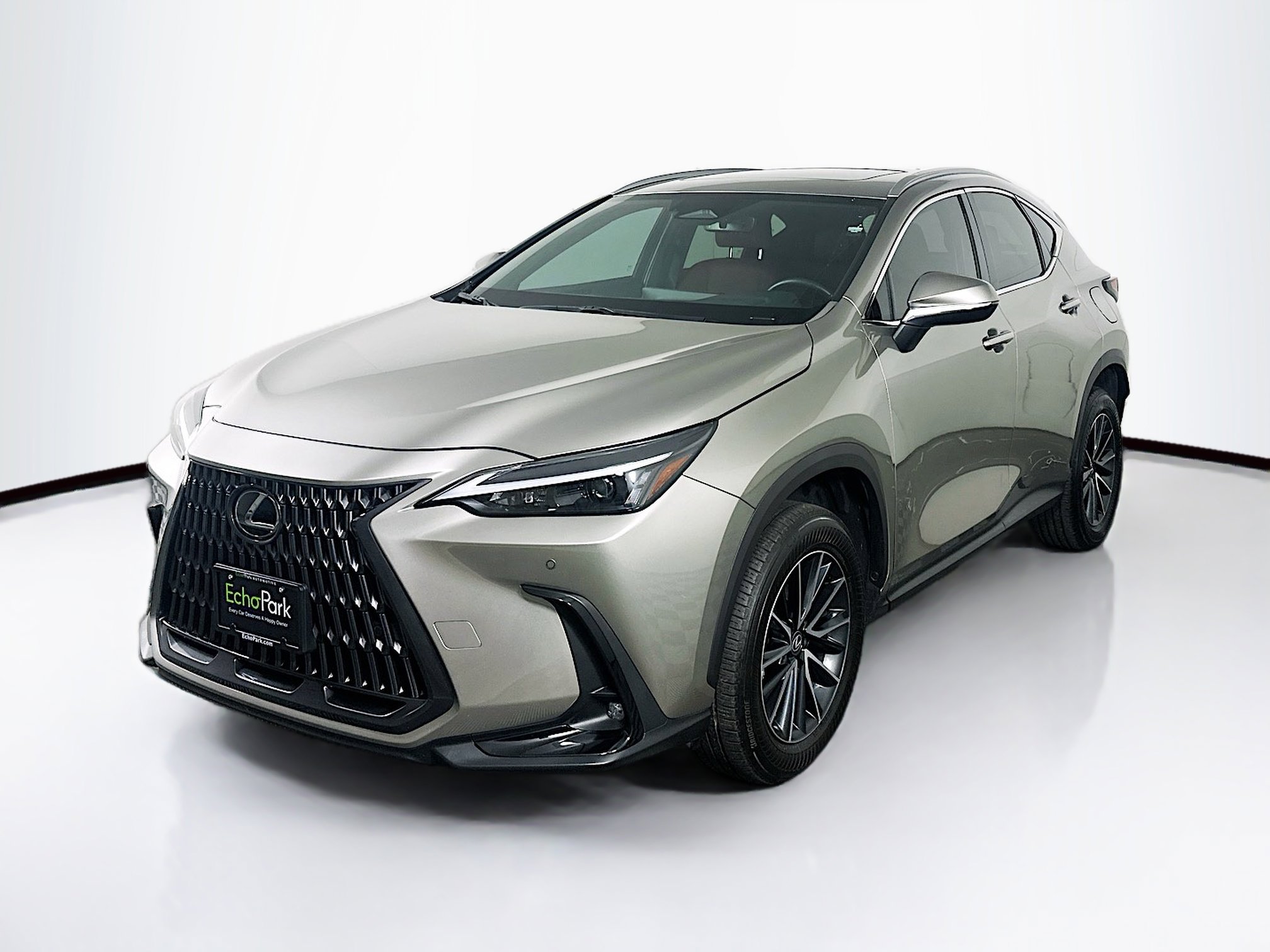 Used 2025 Lexus NX 250 FWD w/ Cold Area Package image 3
