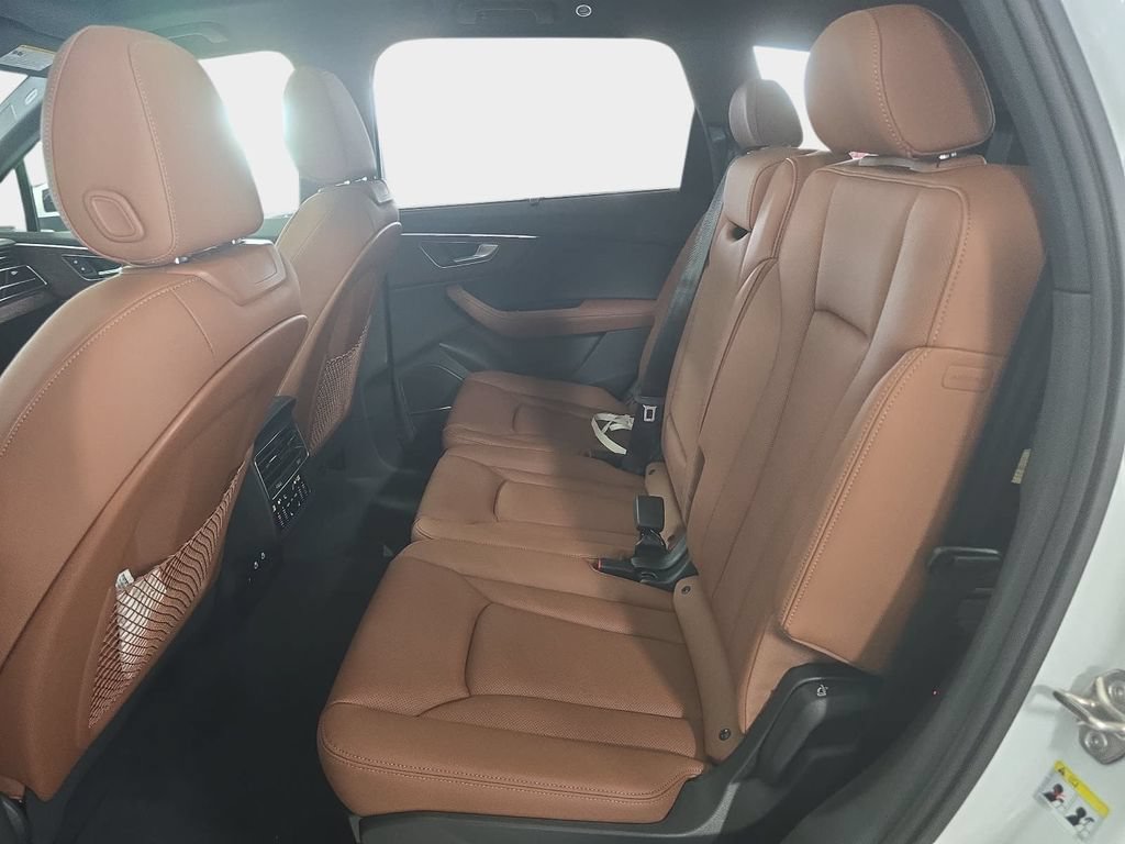 New 2026 Audi Q7 2.0T Premium Plus AWD/4WD image 17