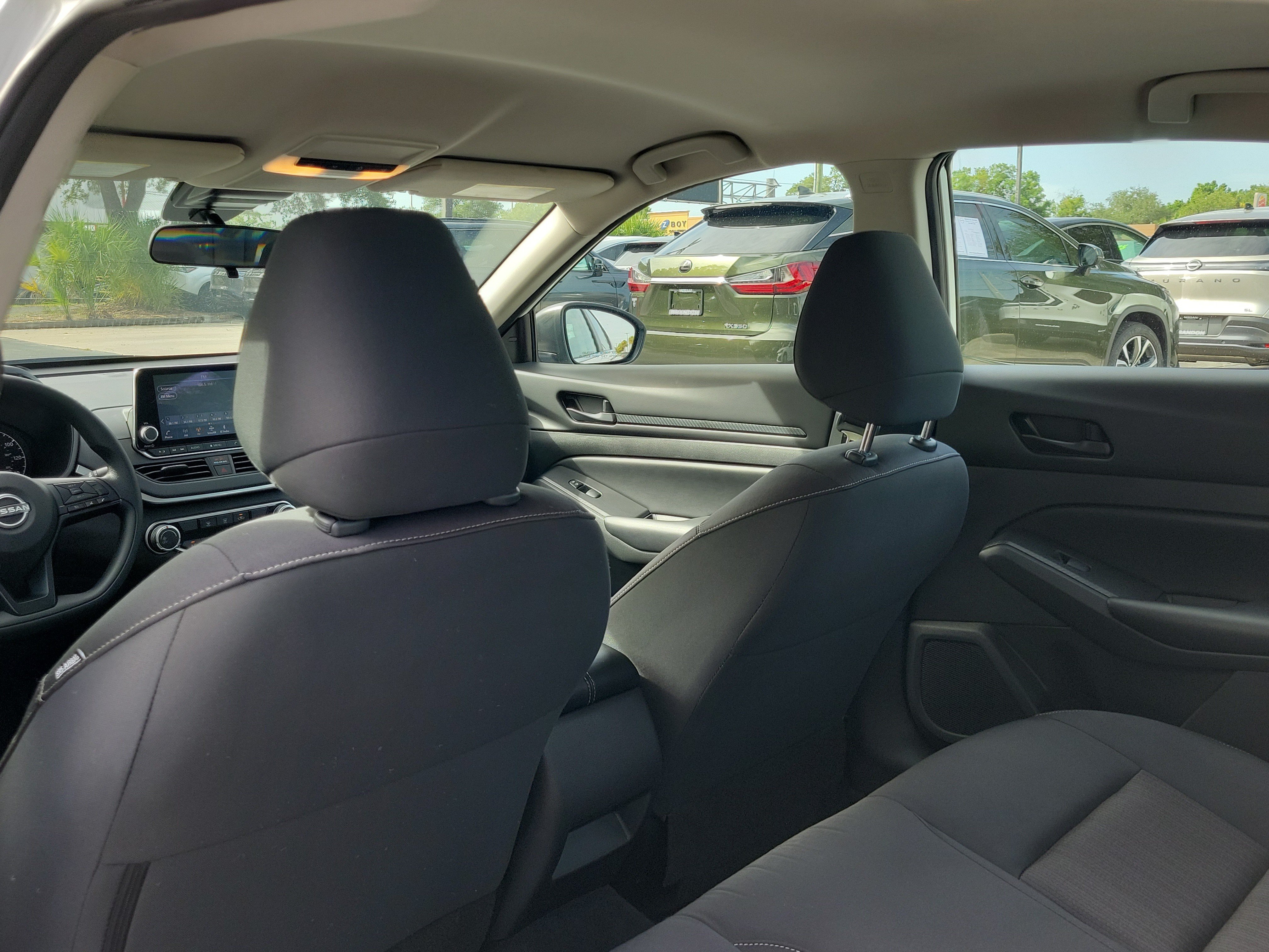 Certified 2025 Nissan Altima 2.5 S FWD image 12