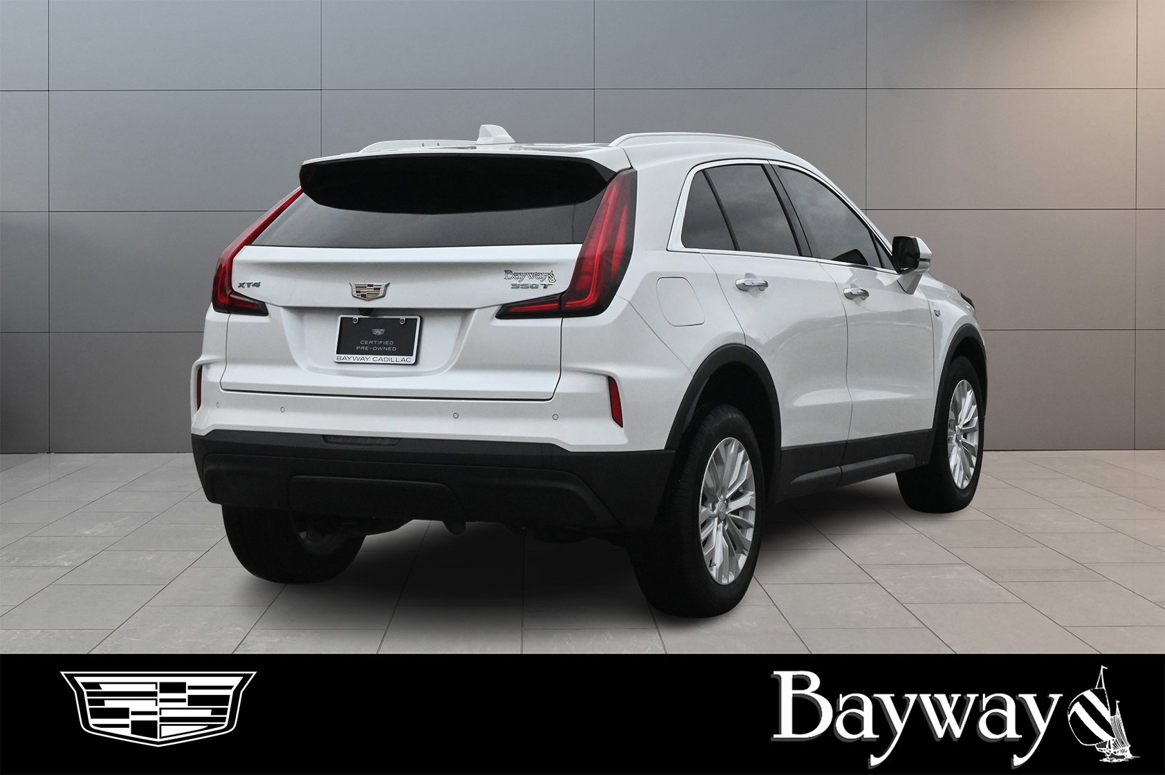Certified 2024 Cadillac XT4 Luxury w/ Cold Weather Package image 5