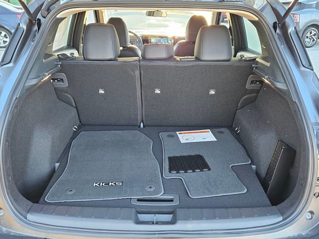 New 2026 Nissan Kicks SR image 13