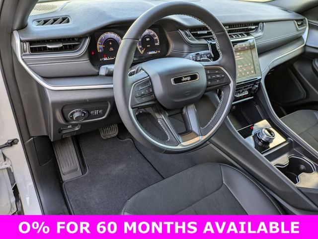 New 2025 Jeep Grand Cherokee Altitude image 10