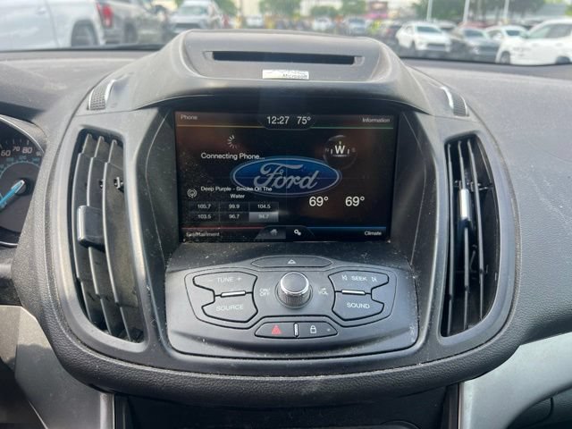 Used 2015 Ford Escape SE w/ Equipment Group 201A FWD image 24