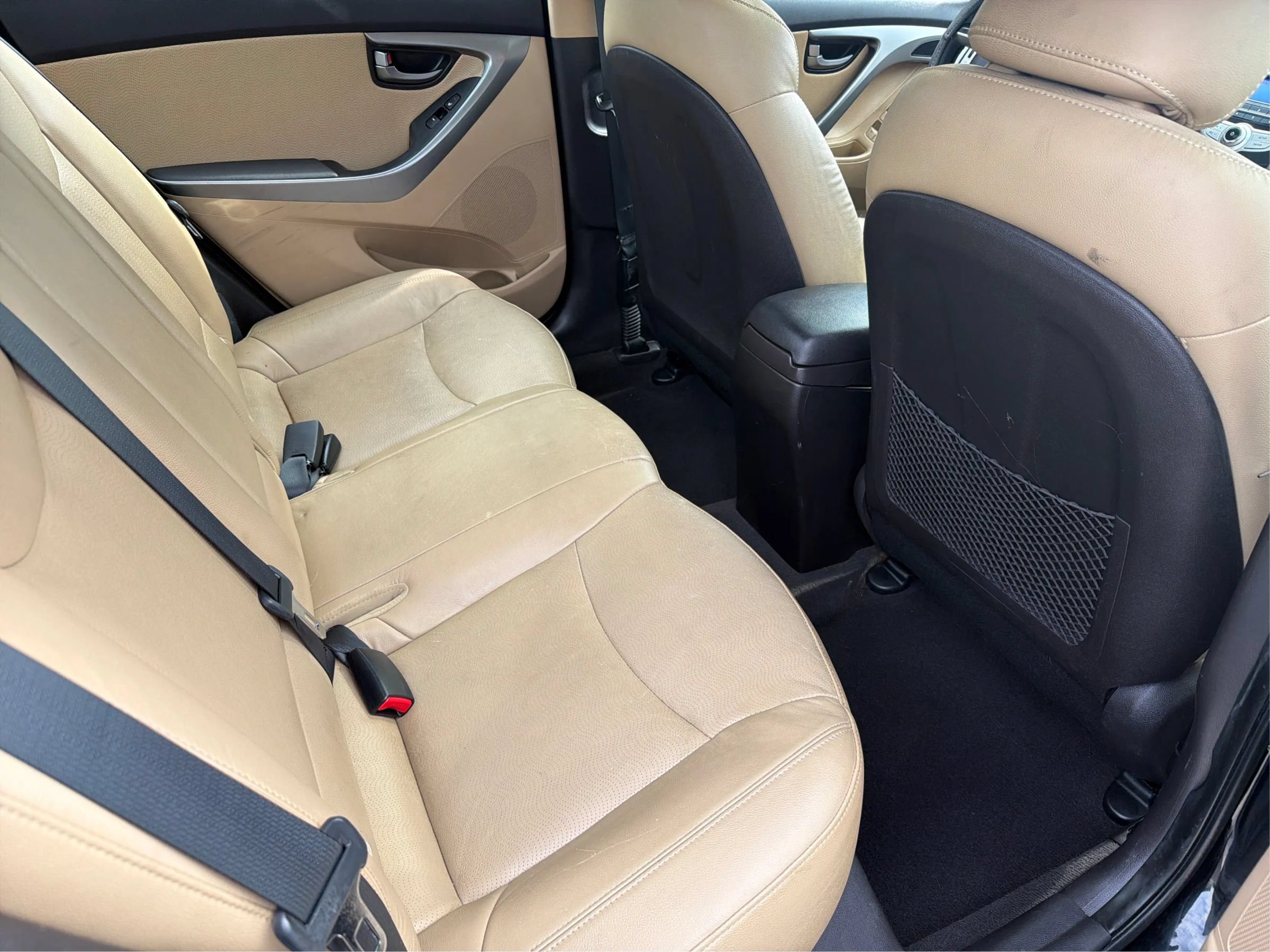 Used 2012 Hyundai Elantra Limited FWD image 27
