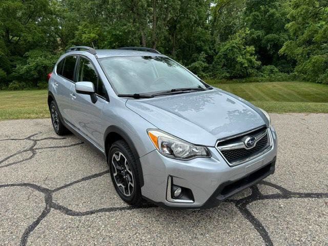 Used 2016 Subaru Crosstrek 2.0i Premium image 2