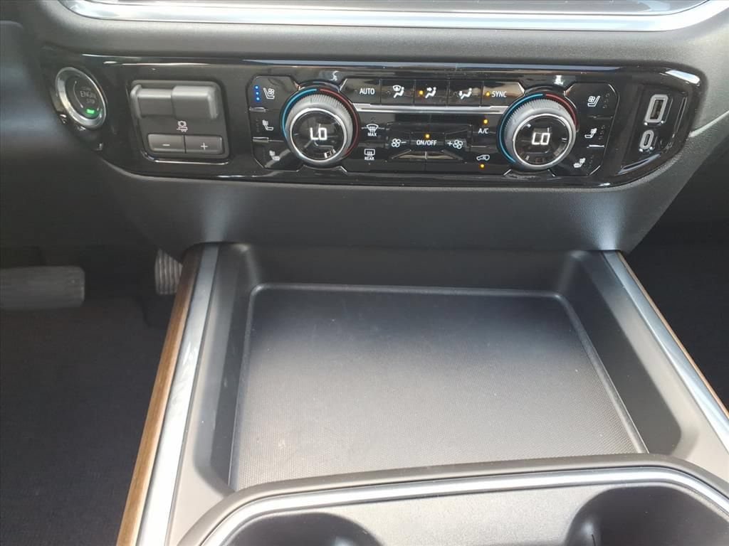 New 2026 Chevrolet Silverado 3500 High Country w/ Technology Package AWD/4WD image 22