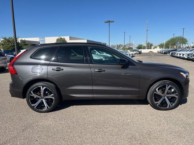 Used 2023 Volvo XC60 B5 Ultimate AWD/4WD image 2