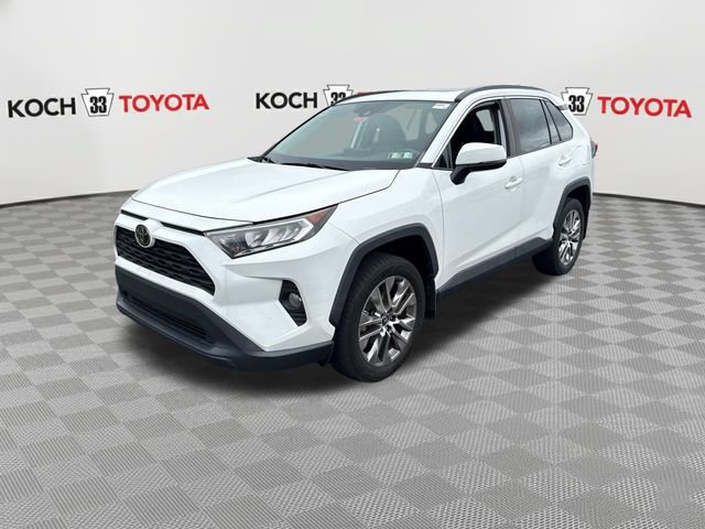 Used 2020 Toyota RAV4 XLE Premium AWD/4WD image 3