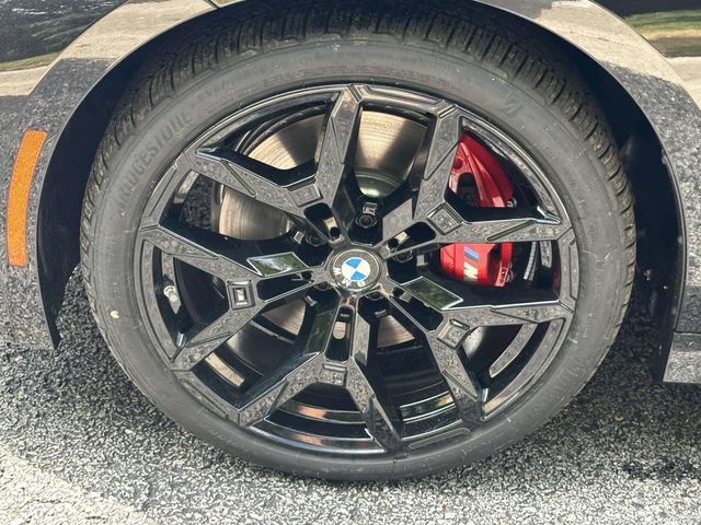 New 2026 BMW 330i xDrive Sedan w/ M Sport Package AWD/4WD image 7