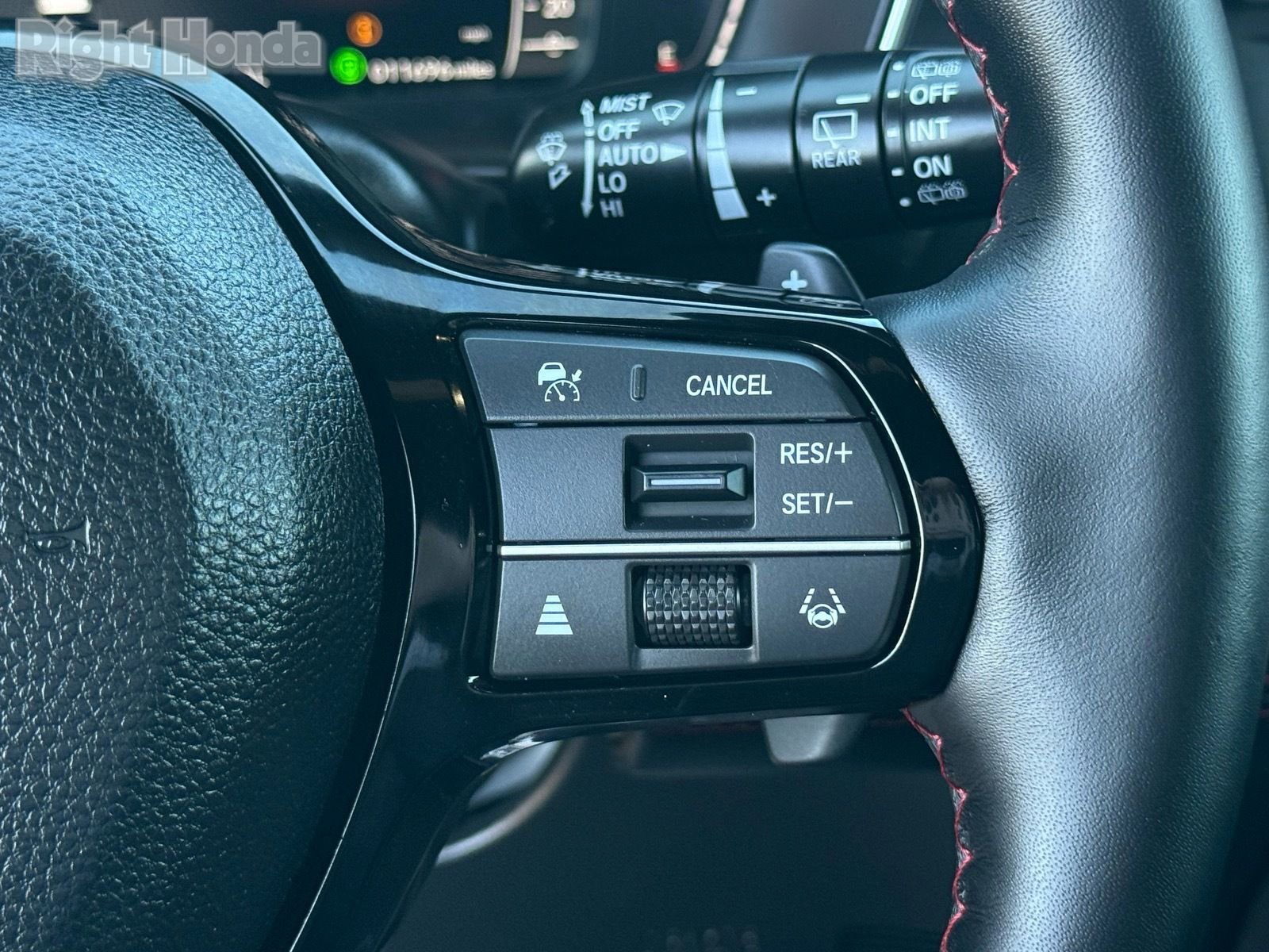 Certified 2025 Honda Pilot Black Edition image 18